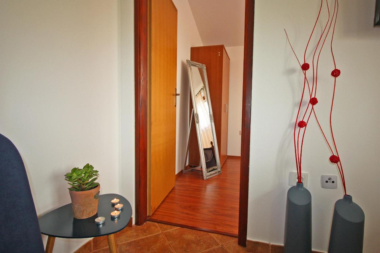 Brijunisol - 3 Apartments Top Position Near The Beautiful Beach Fažana Exterior foto