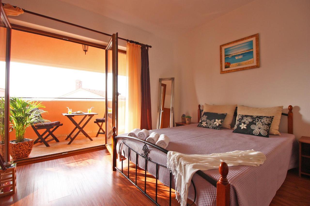 Brijunisol - 3 Apartments Top Position Near The Beautiful Beach Fažana Exterior foto