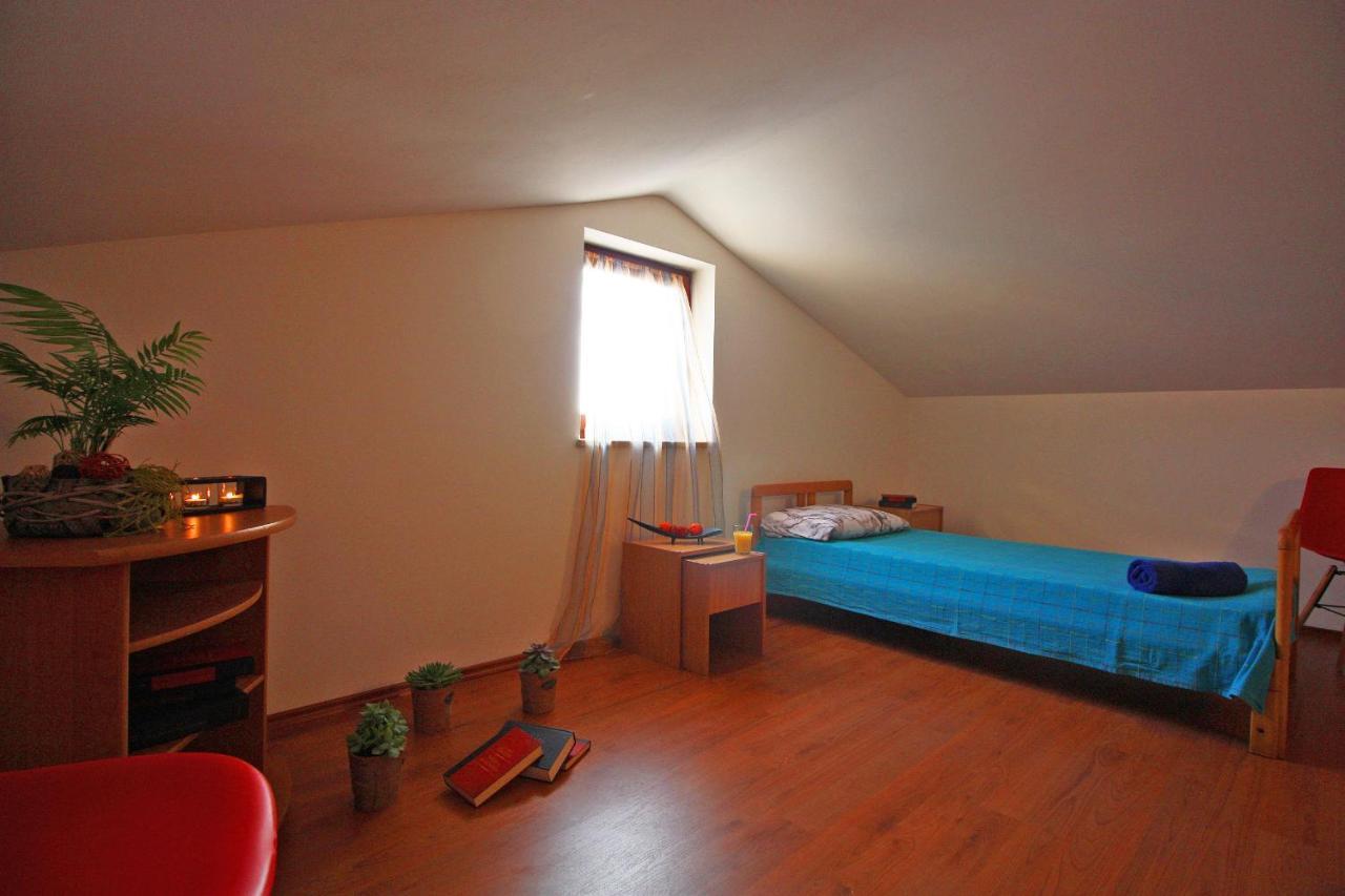 Brijunisol - 3 Apartments Top Position Near The Beautiful Beach Fažana Exterior foto